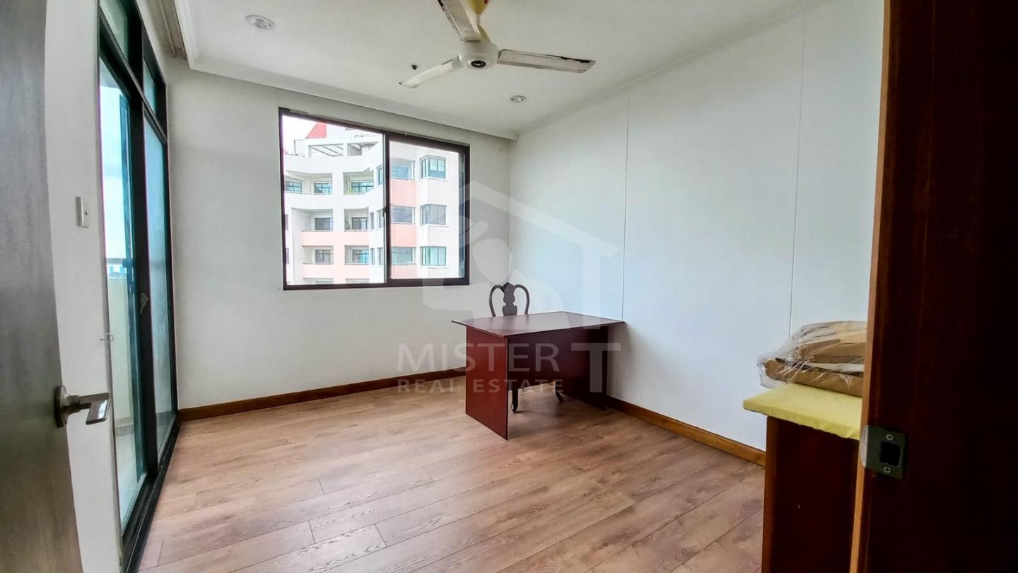 Apartment for Rent at Royal Park Condominium- image 4