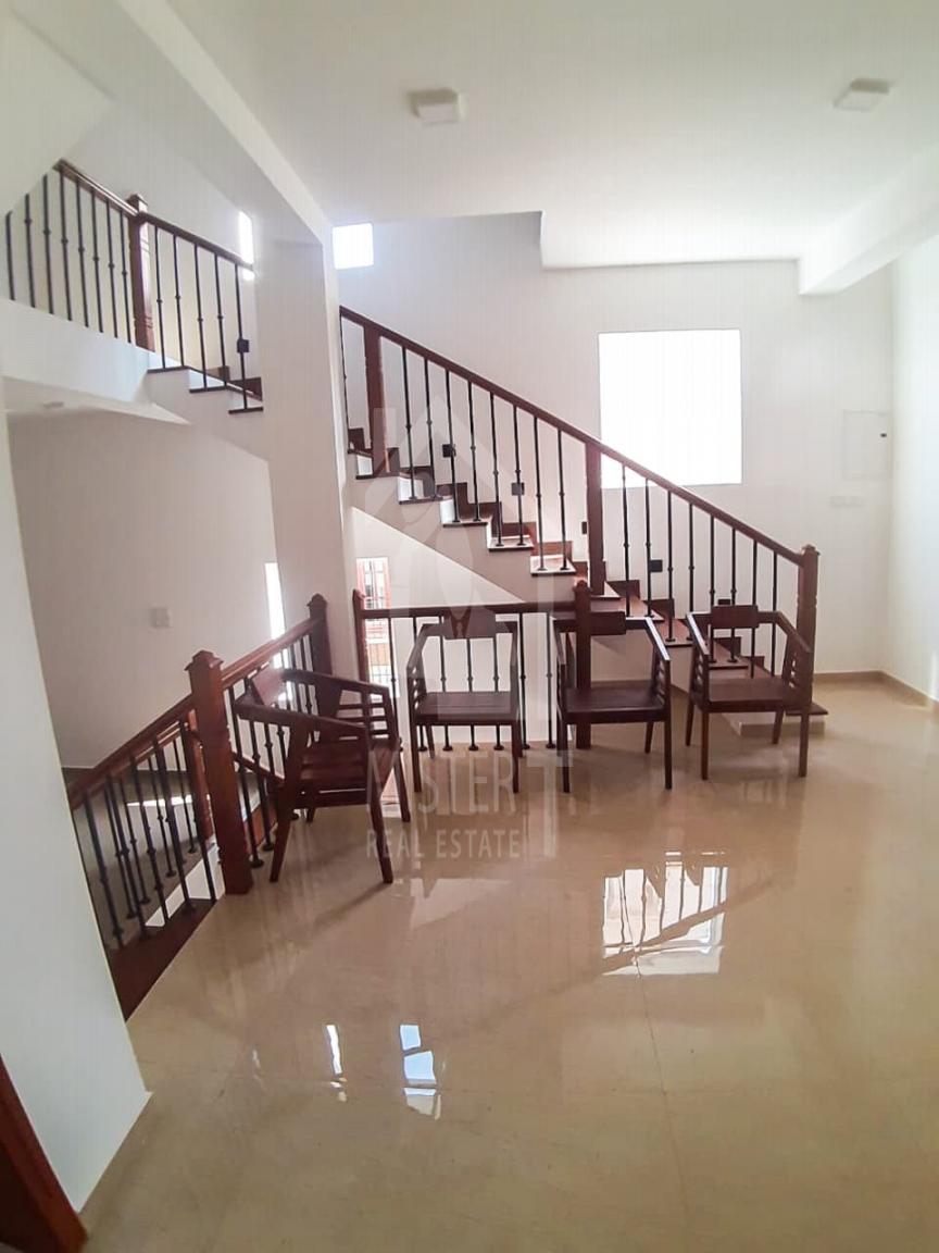 House for Rent in Dehiwala- image 4