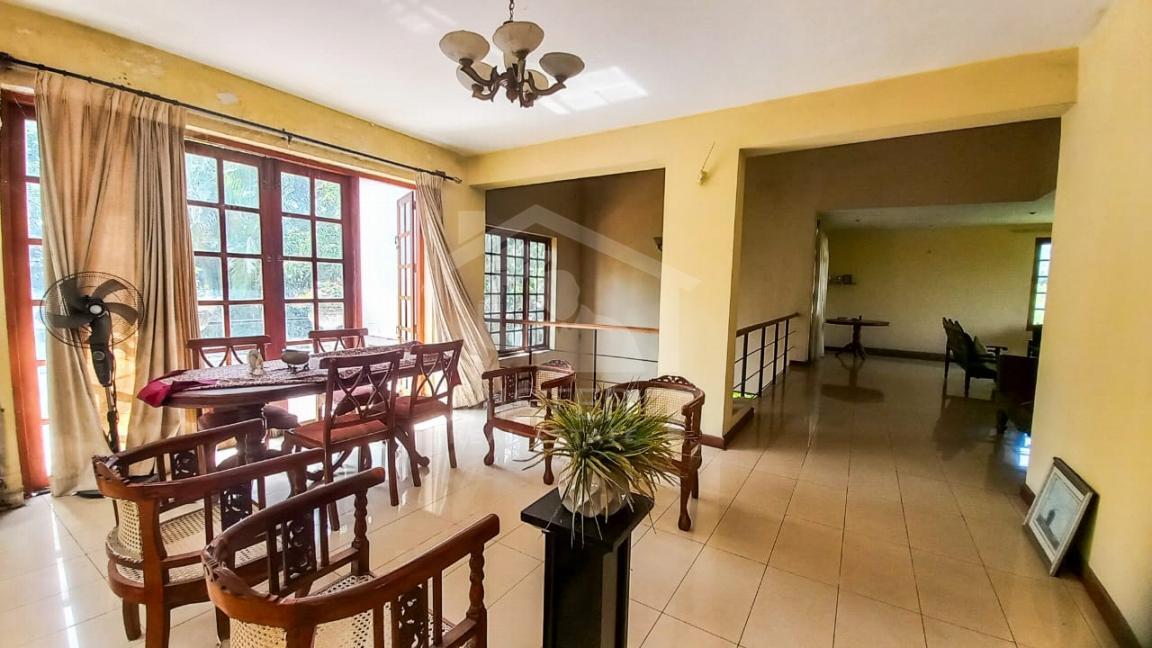 Commercial Property for Rent in Nugegoda- image 4