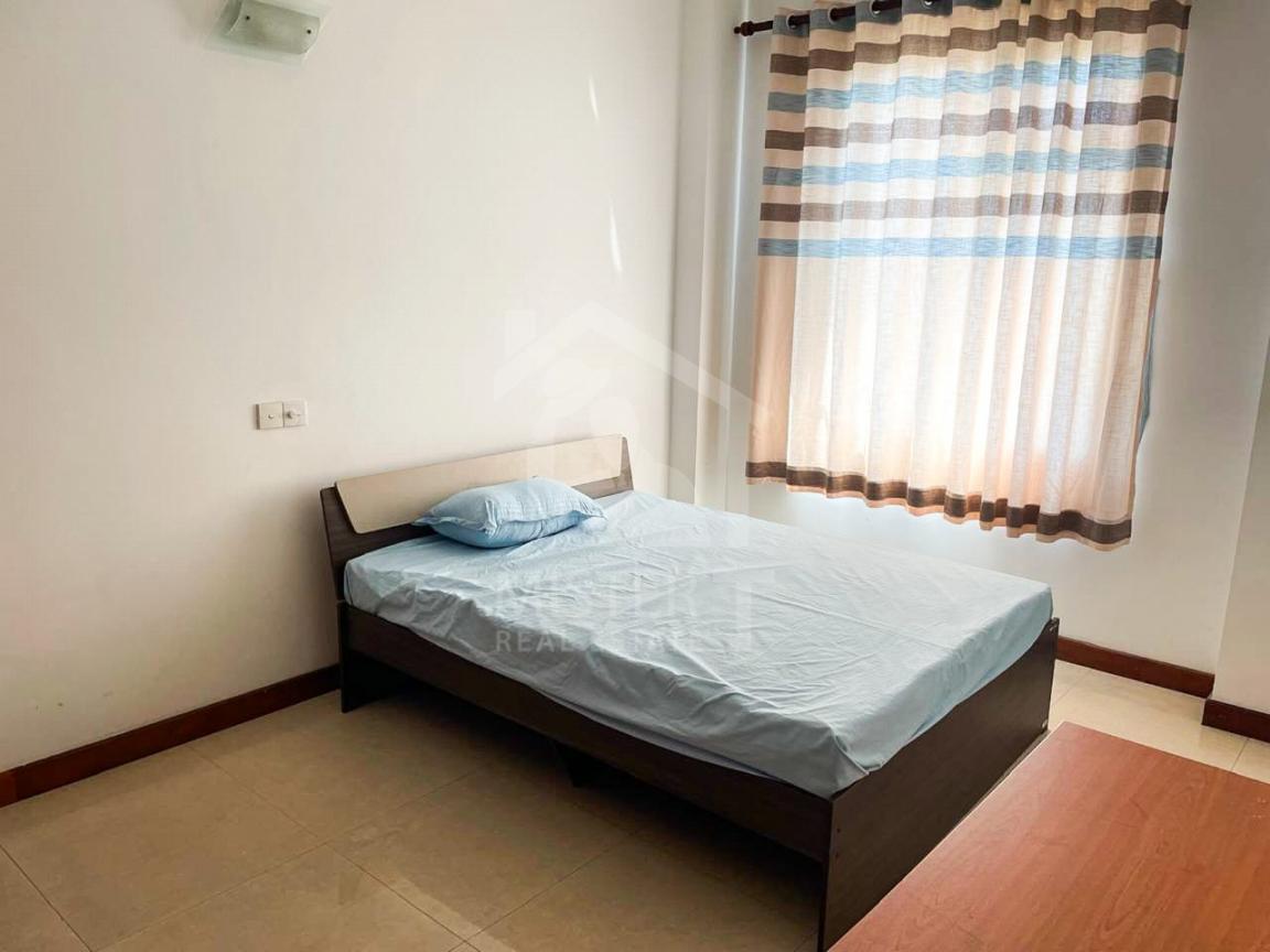 Apartment for Rent in Hedges Court, Colombo 10- image 4