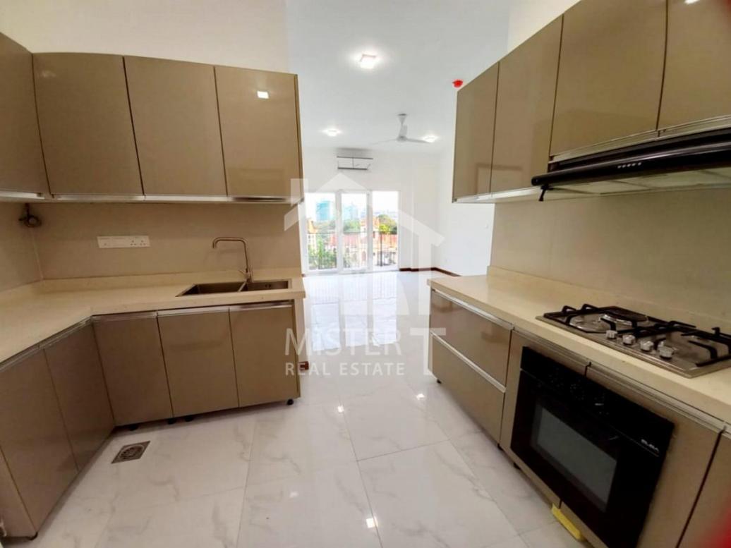 Apartment for Sale at Nalanda Gate, Colombo 10- image 4