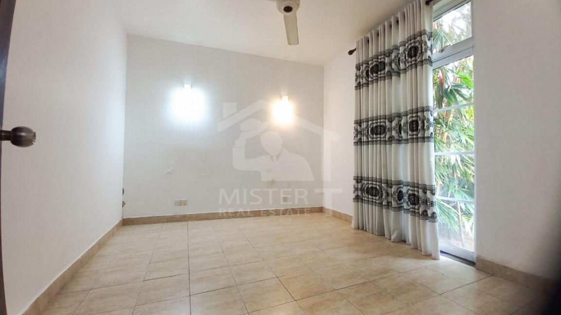 House for Rent in Nugegoda- image 4