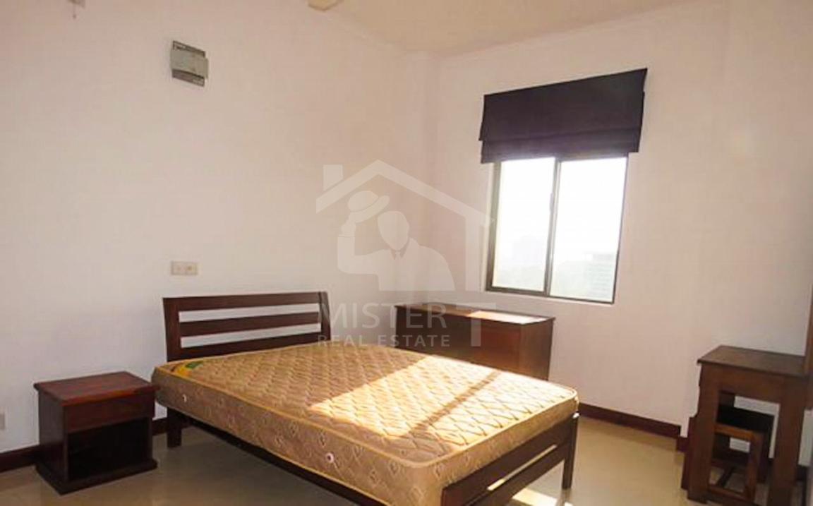 Apartment for Rent at Hedges Court, Colombo 10- image 4