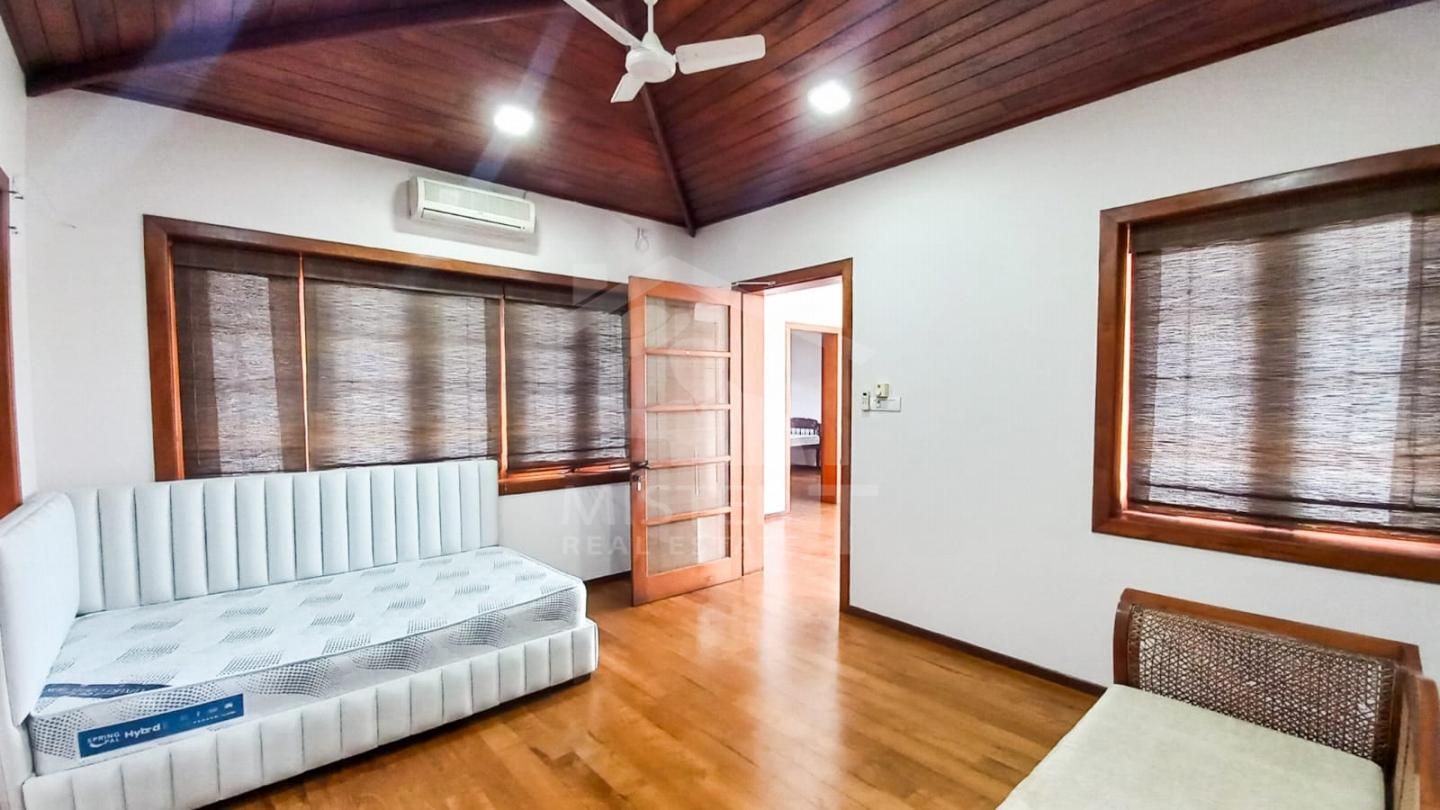 Luxury House For Rent in Colombo 05- image 4