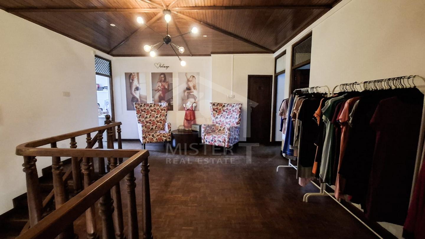 Commercial Property for Rent in Colombo 07- image 4