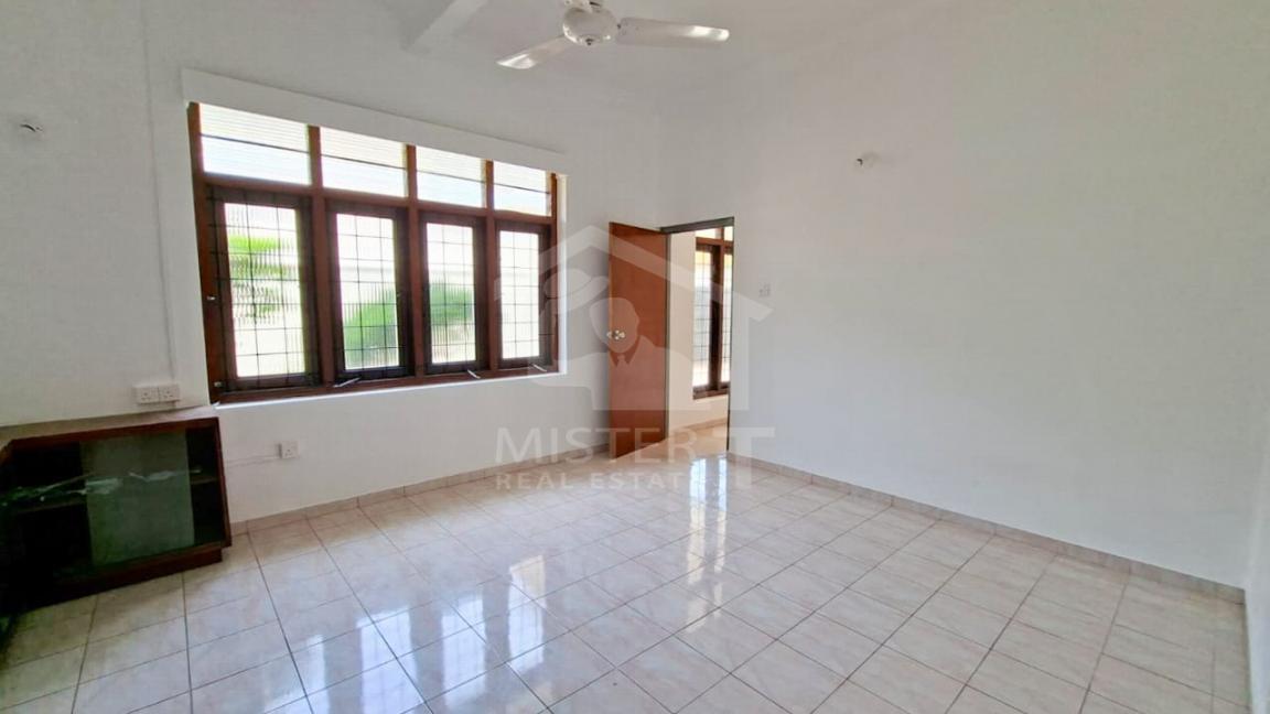 Commercial Property for Rent in Colombo 07- image 4