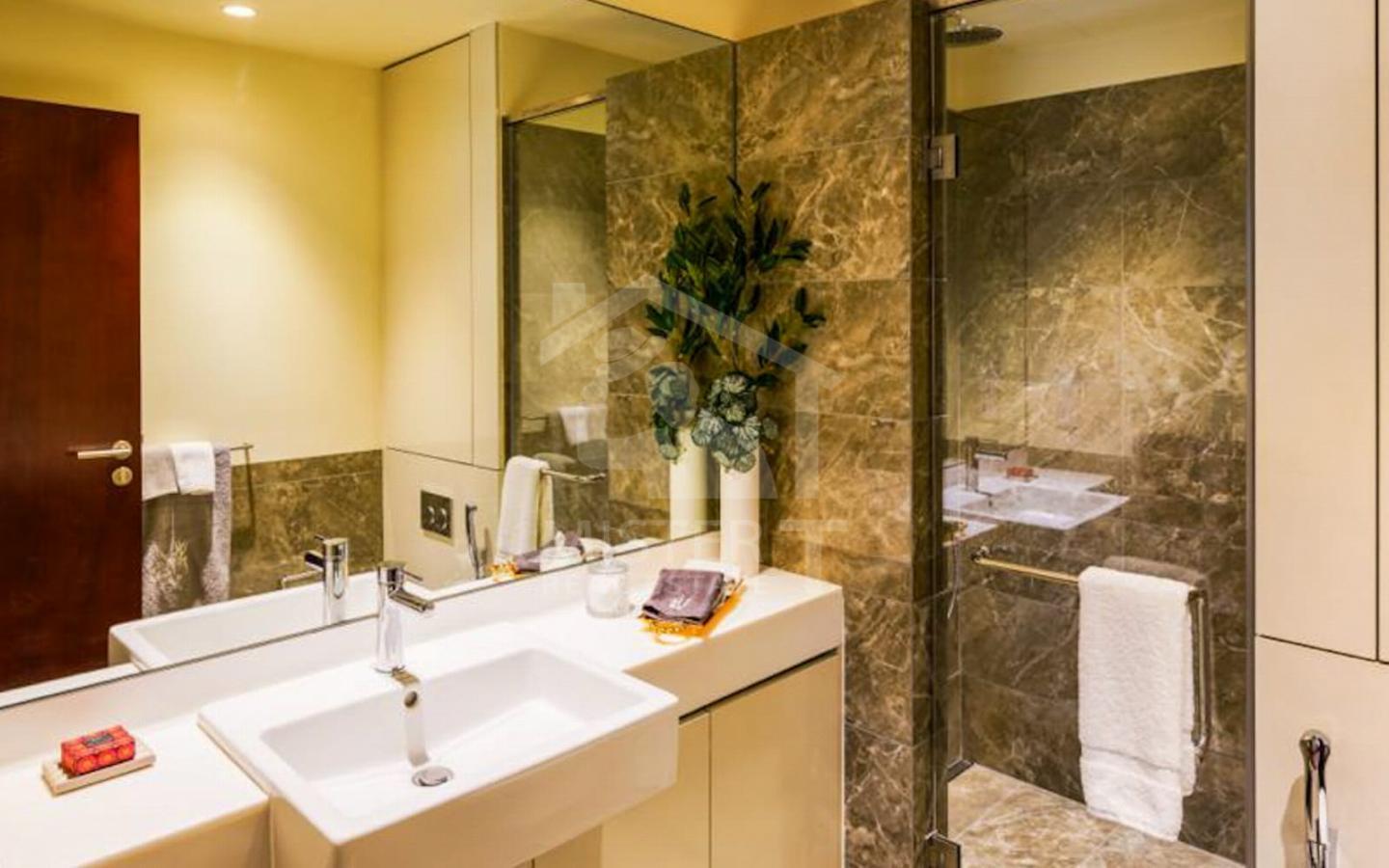 Apartment for Rent at Cinnamon Life, Colombo 02- image 4