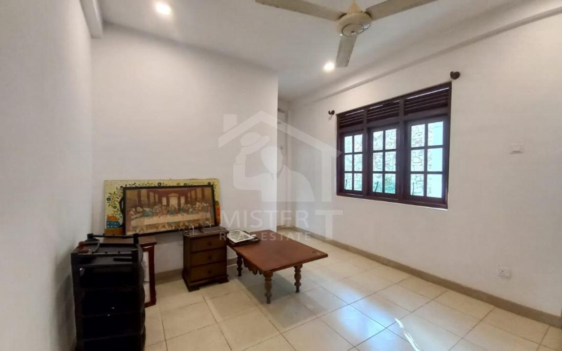 House for Rent in Thalawathugoda- image 4