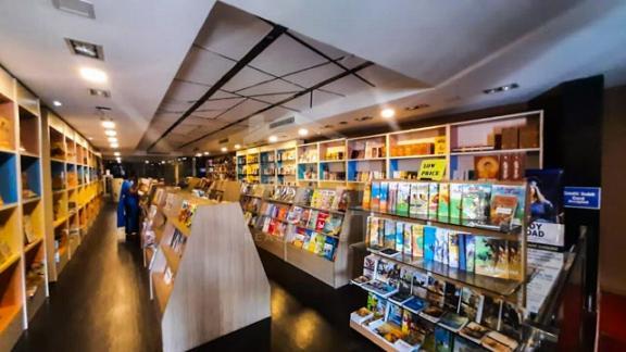 Commercial Property for Rent in Bambalapitiya- image 5