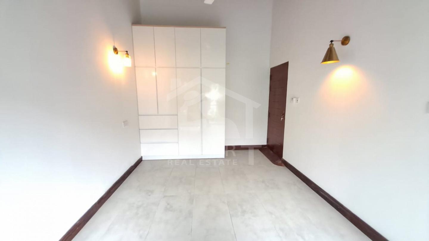 Brand New House for Rent in Colombo 08- image 5