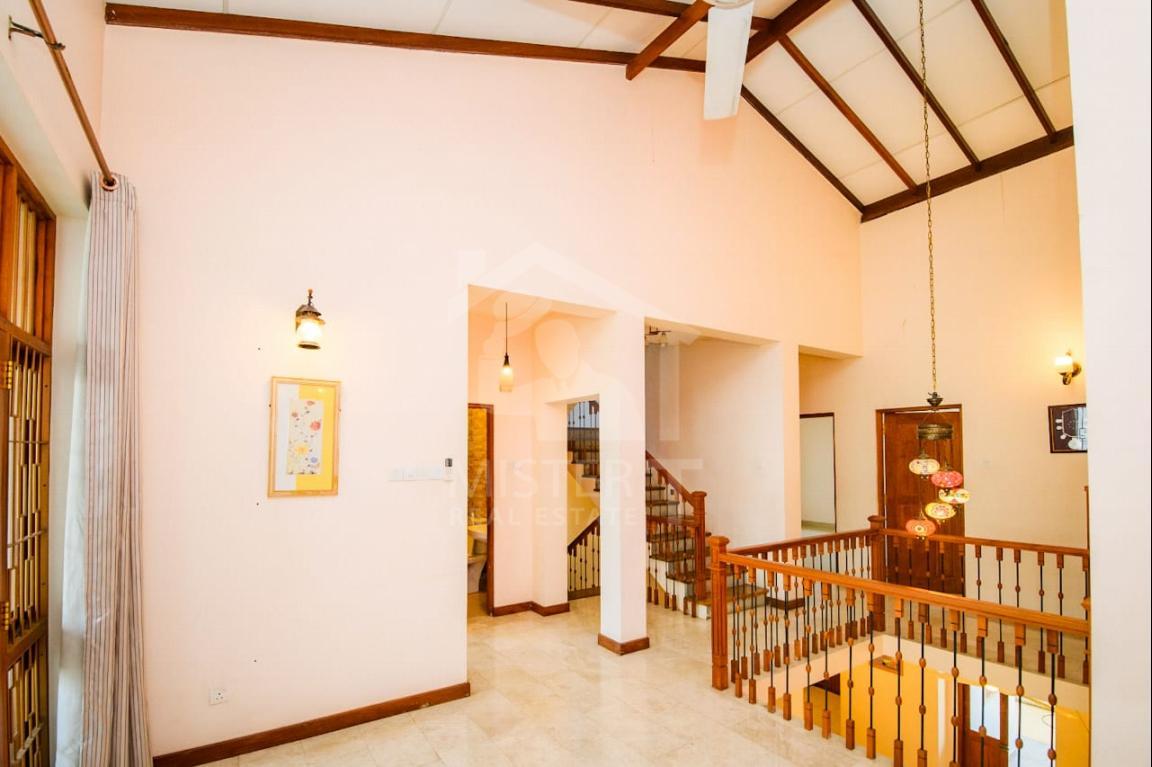 Modern House for Rent in Nawala- image 5