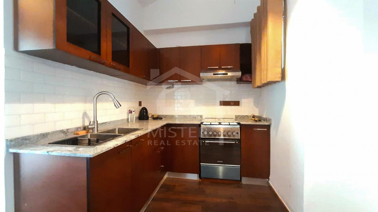 Private Apartment for Rent in Colombo 06- image 5