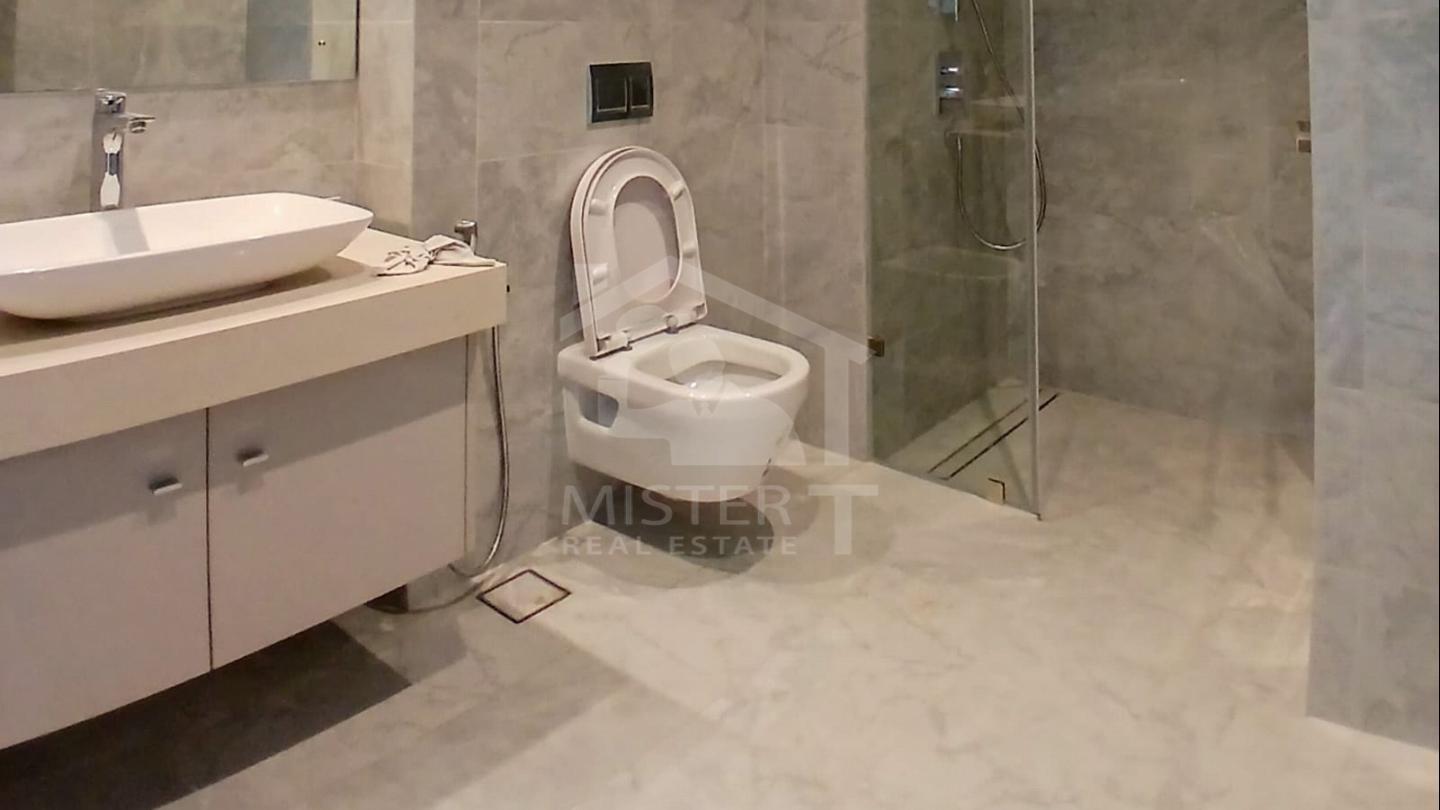 Apartment for Rent at 606 The Address, Colombo 03- image 5