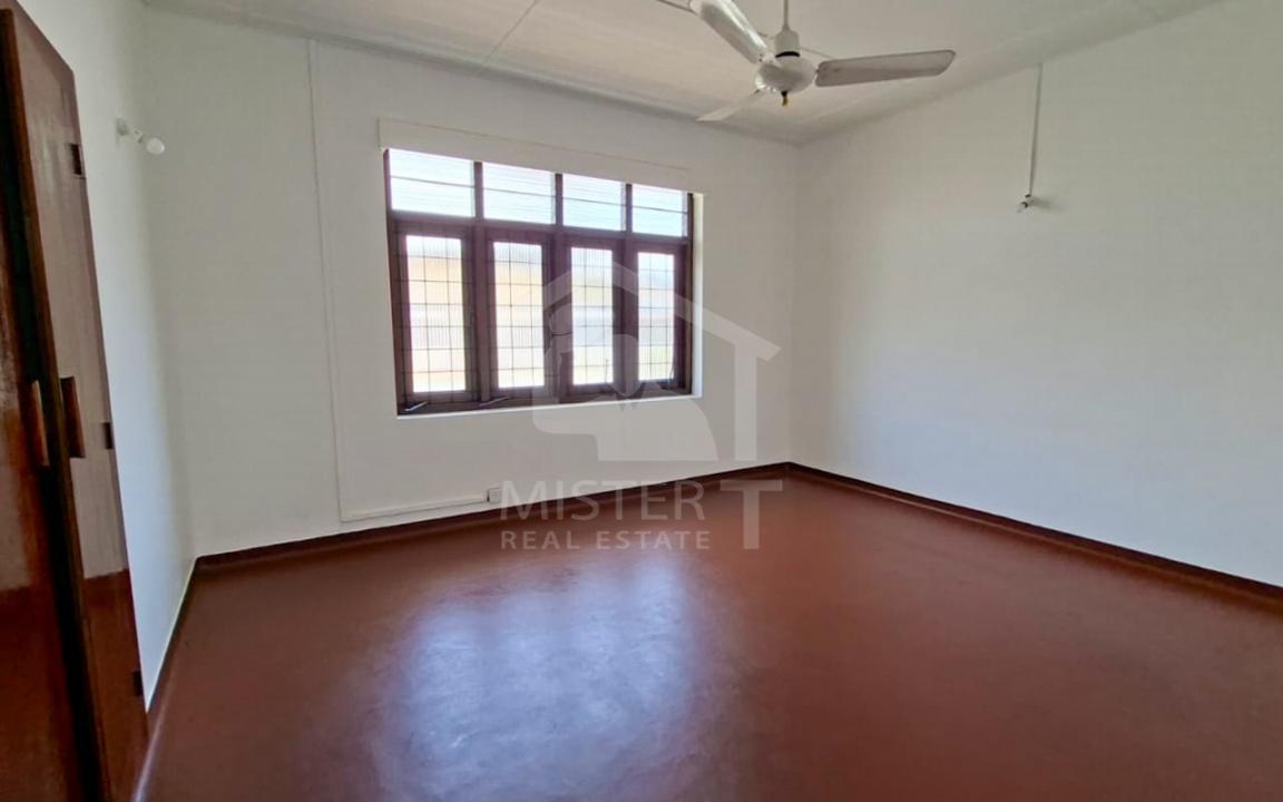 Commercial Property for Rent in Colombo 07- image 5
