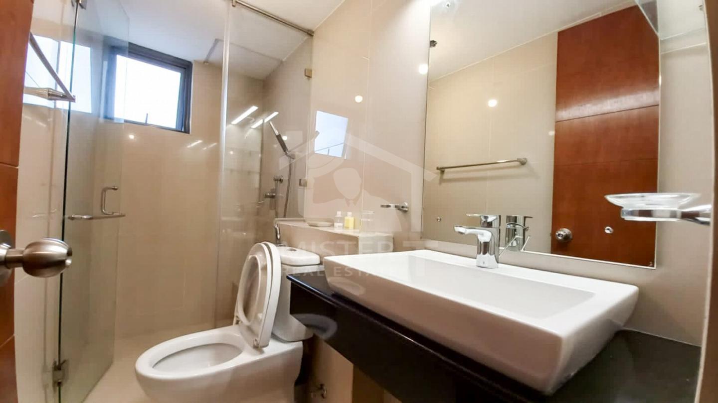 Apartment for Rent at The Grandsburg- image 6