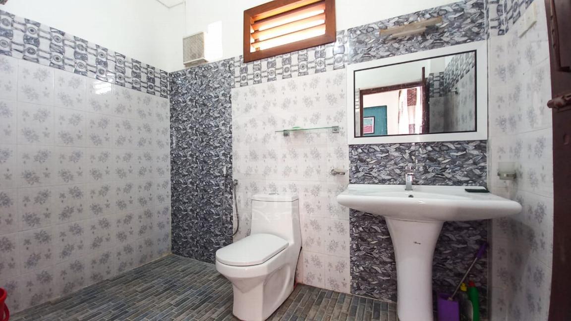 Private Apartment for Rent in Colombo 03- image 6