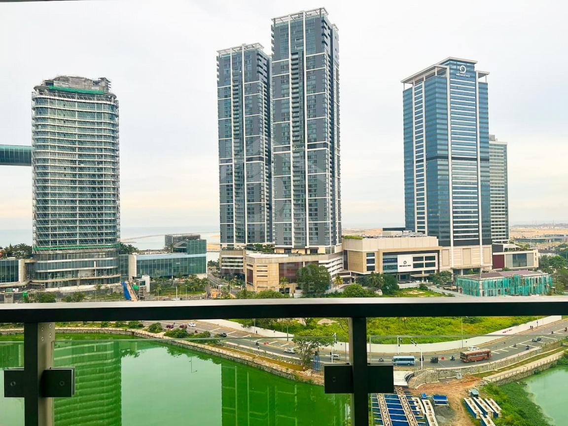 Apartment for Rent at Cinnamon Life, Colombo 02- image 6