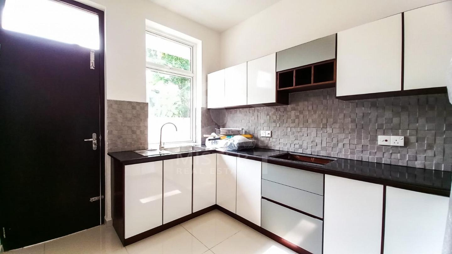 House for Rent in Thalawathugoda - image 6