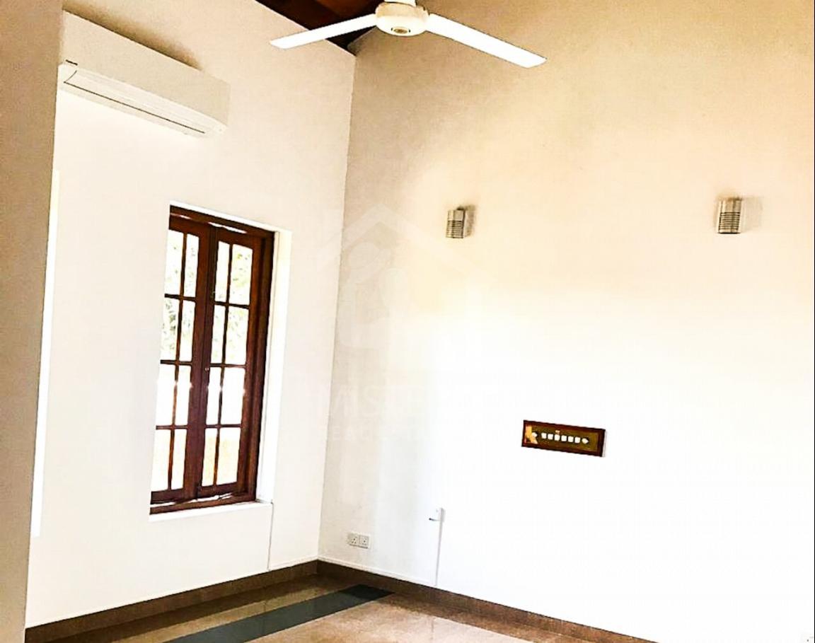 House for Rent in Battaramulla- image 6