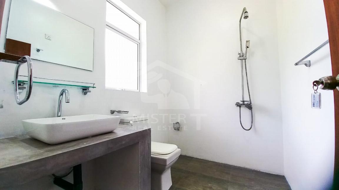 House for Rent in Battaramulla- image 6