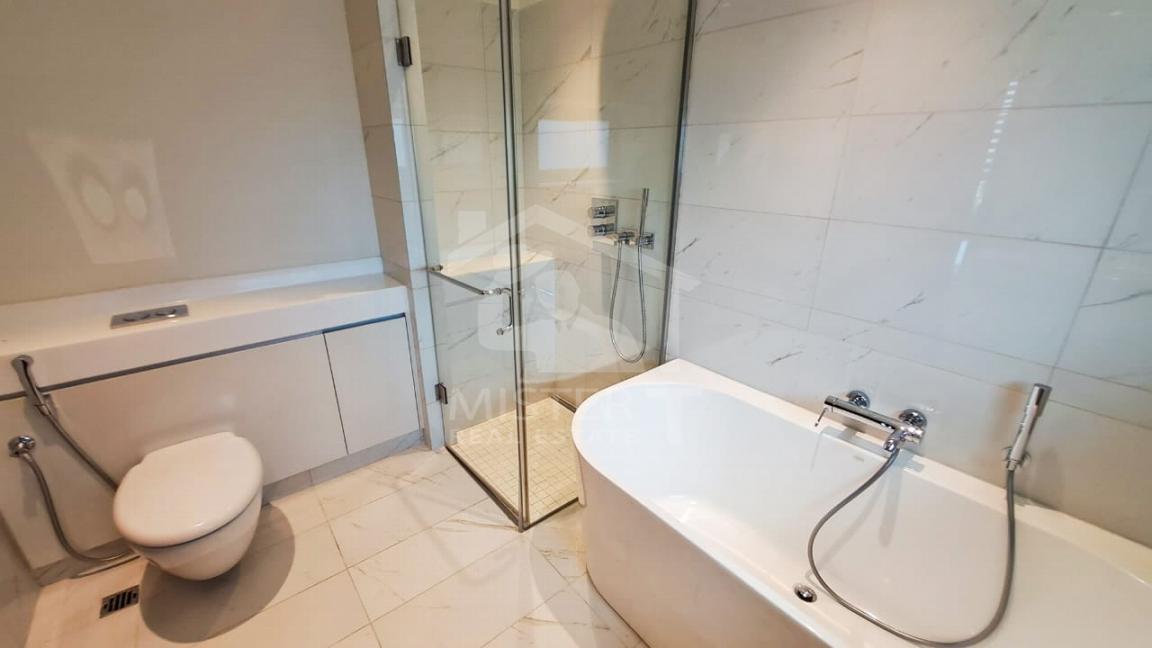 Apartment for Rent at Cinnamon Life, Colombo 02- image 6