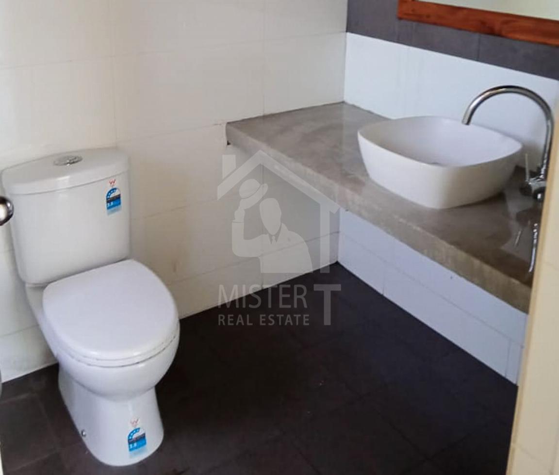 Private Apartment for Rent in Uswetakeiyawa- image 6