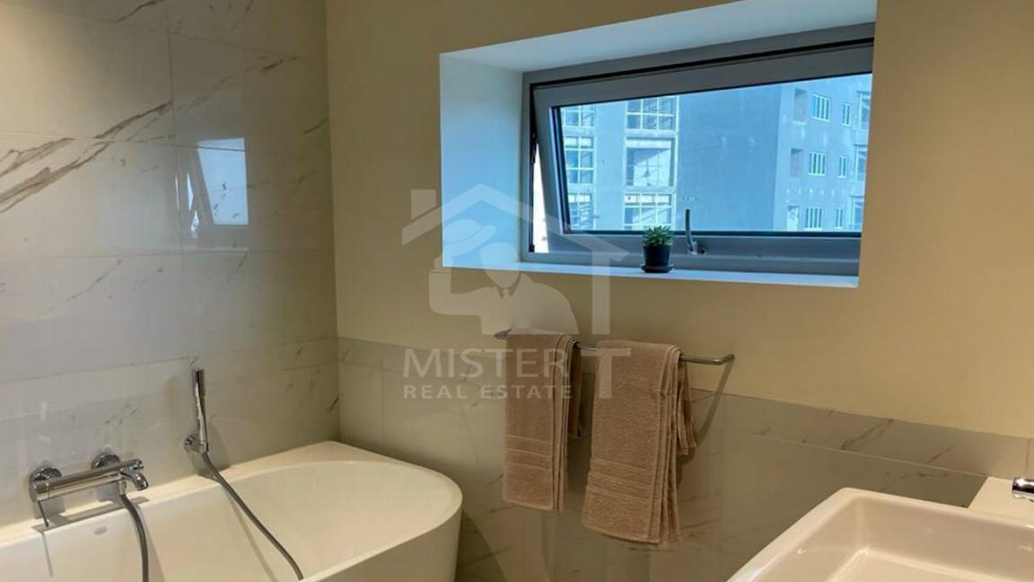 Apartment for Rent at Cinnamon Life, Colombo 02- image 6