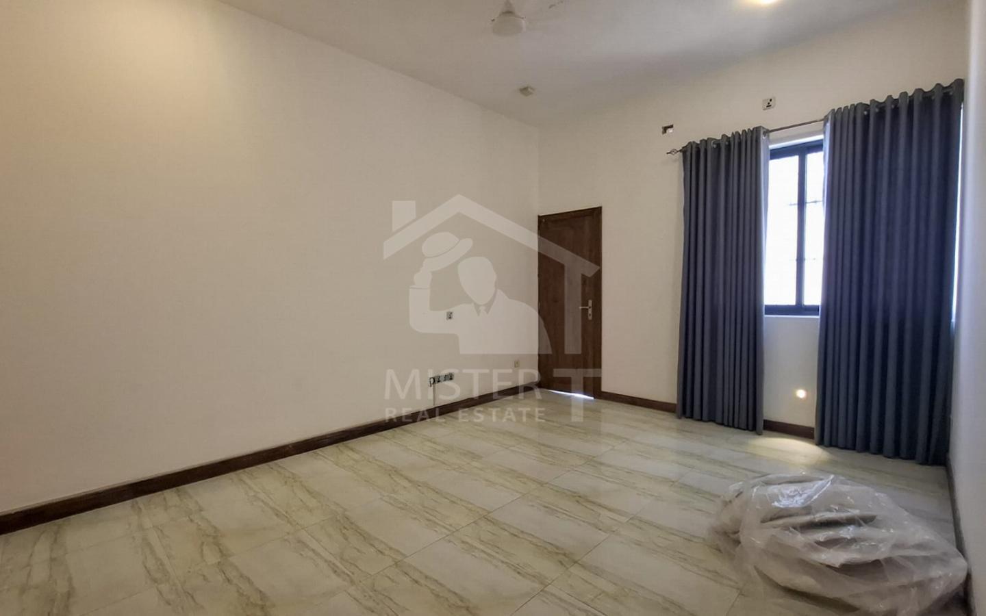 House for Rent in Dehiwala- image 6