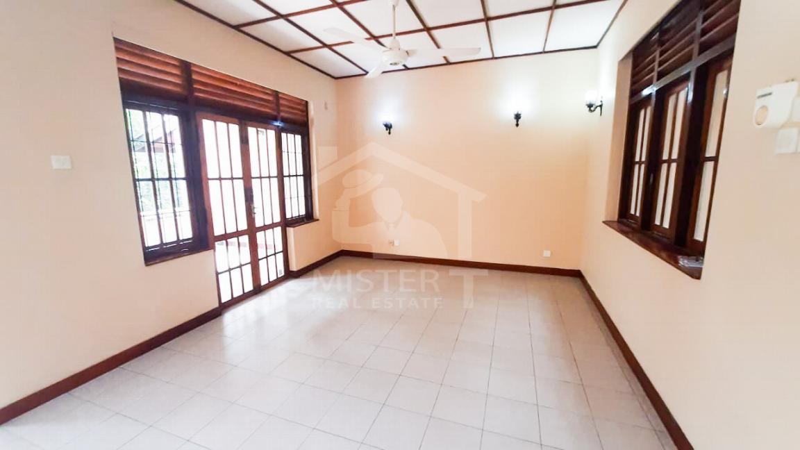 House for Rent in Colombo 8 - image 7