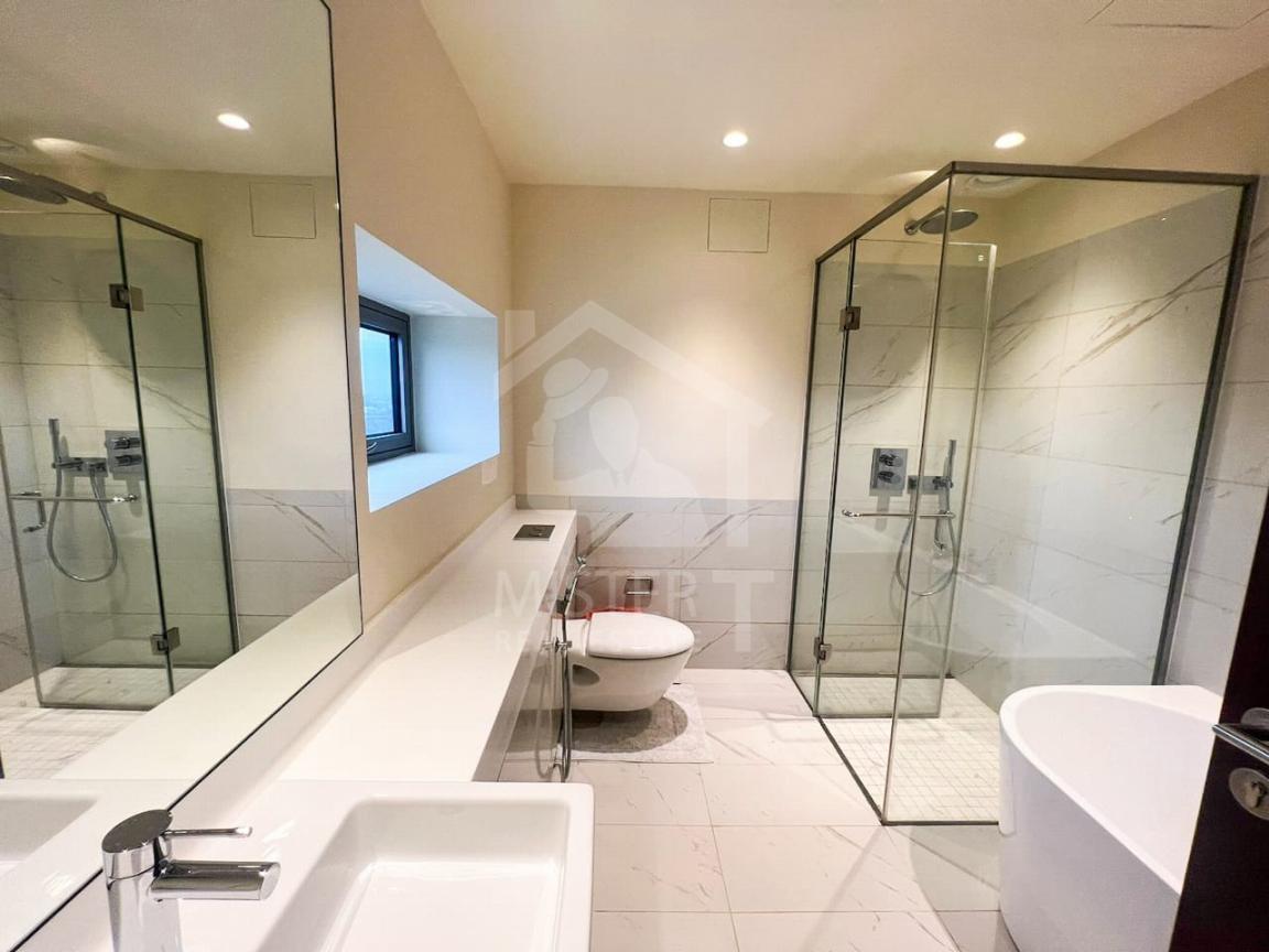 Apartment for Rent at Cinnamon Life, Colombo 02- image 7