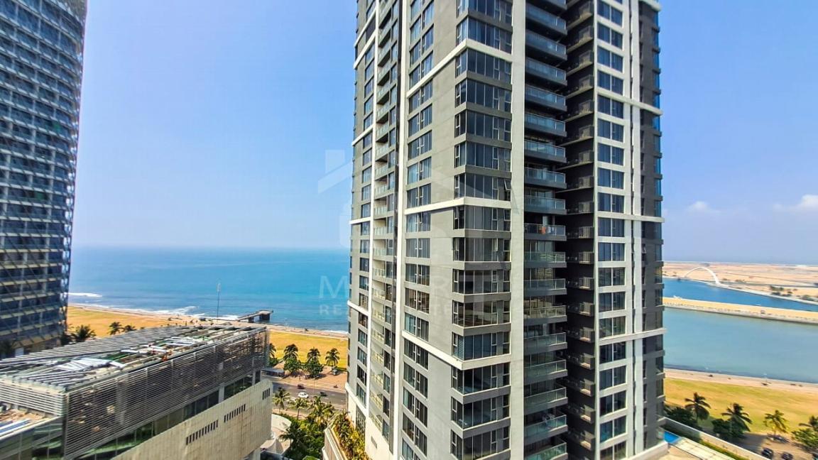 Apartment for Rent at The Residences, Colombo 02 - image 7