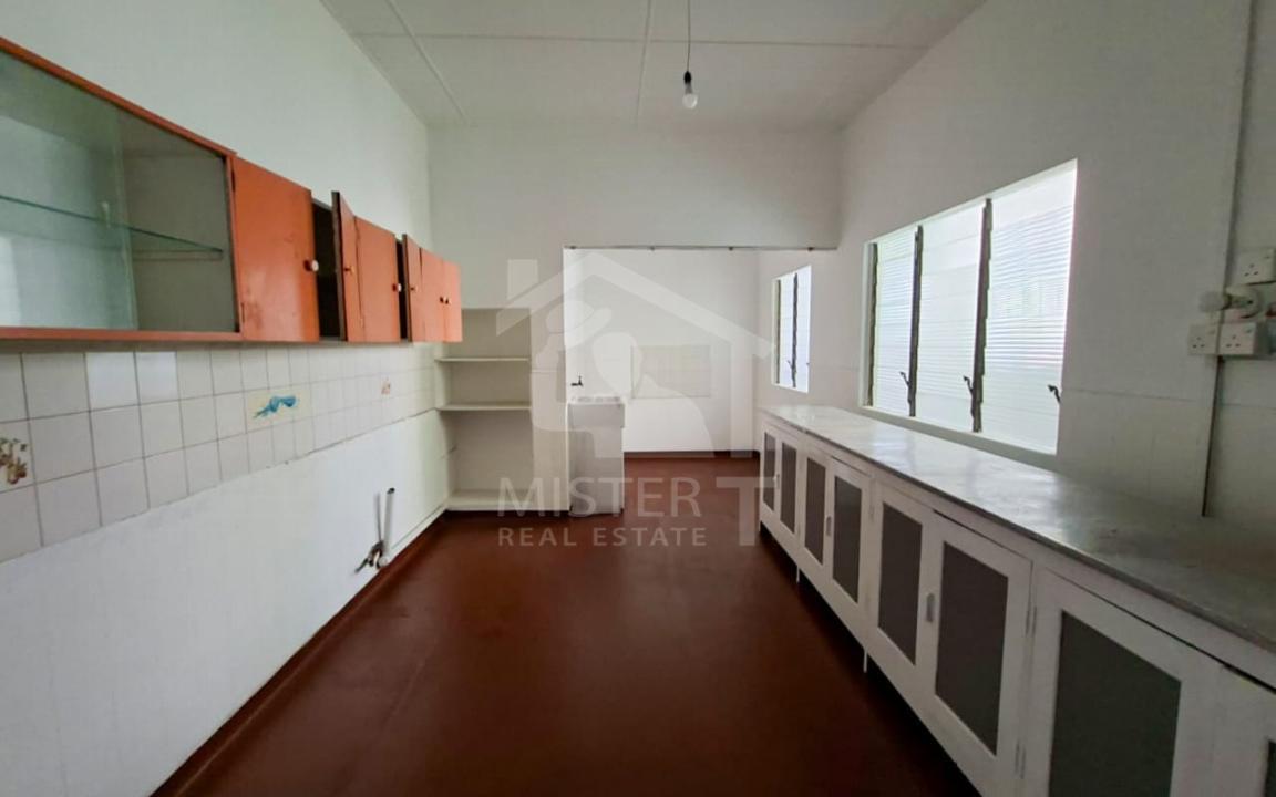 Commercial Property for Rent in Colombo 07- image 7