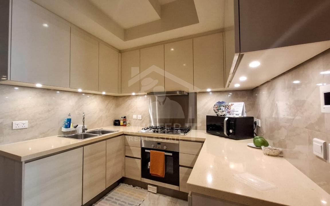 Apartment for Rent at The Residences, Colombo 02 - image 7