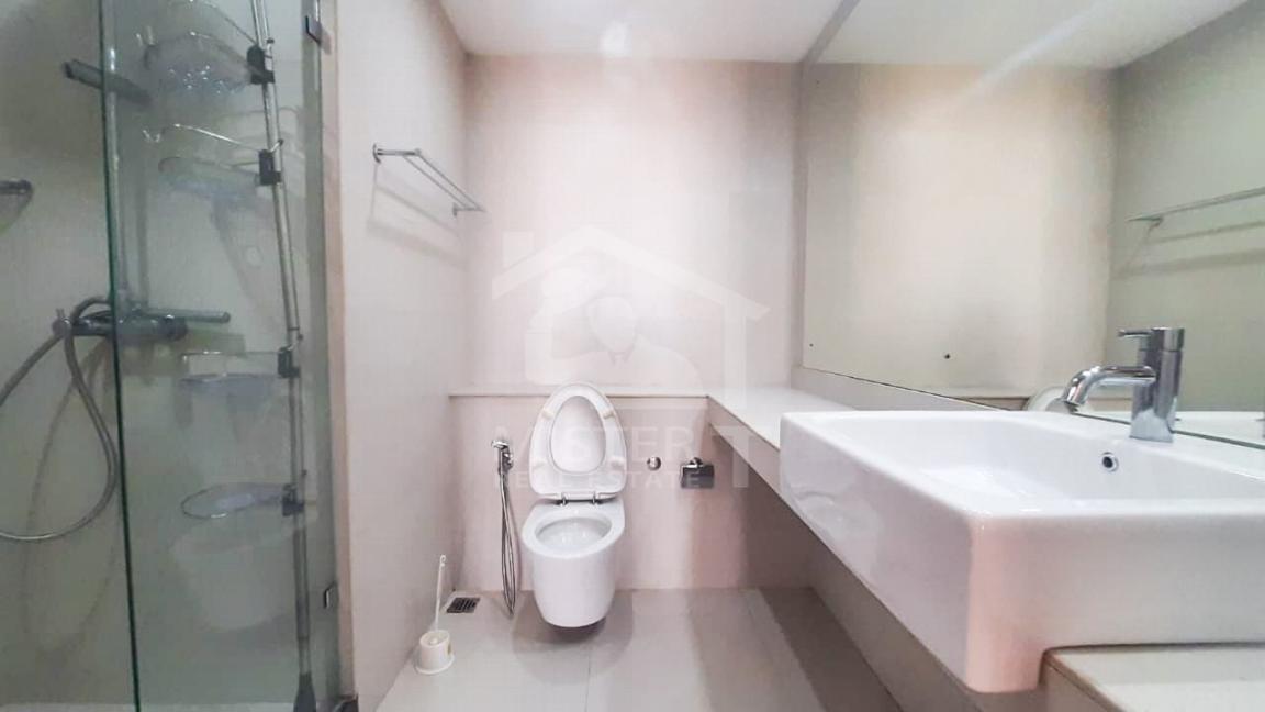 Apartment for Rent at Fairmount Residences- image 8