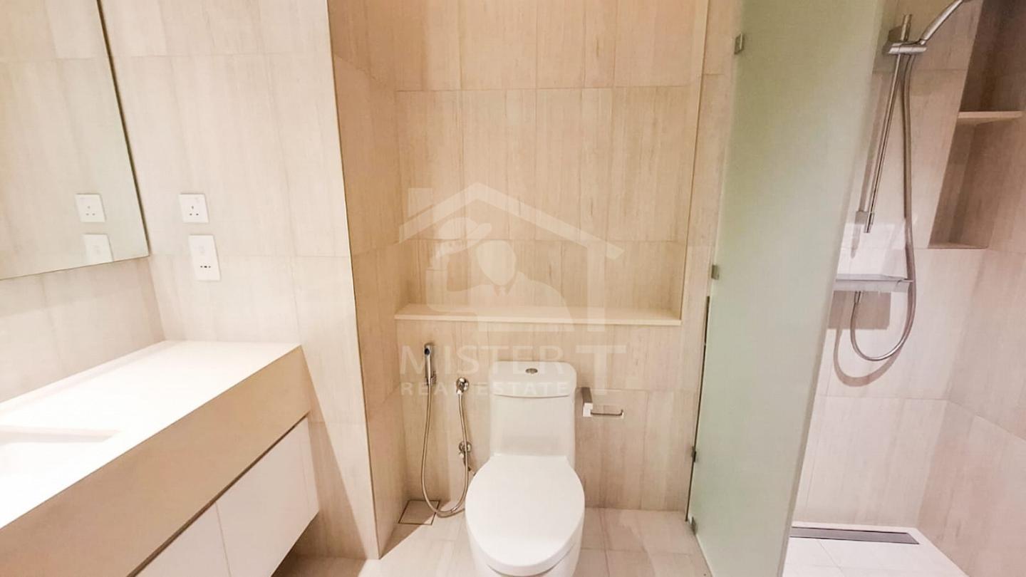 Apartment for Rent at Colombo City Centre- image 8