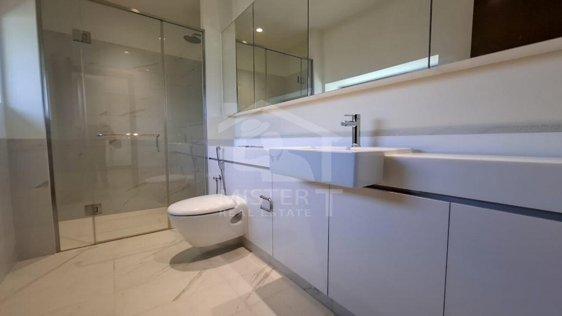 Apartment for Rent at Cinnamon Life, Colombo 02- image 9