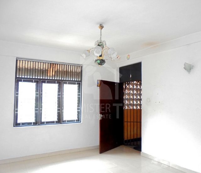  Apartment for Rent in Colombo 08- image 1