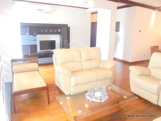 Apartment for Rent at Kynsey Place, Colombo 07- image 1