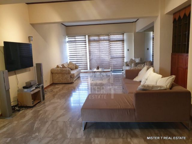 Apartment for Rent in Colombo 07- image 1