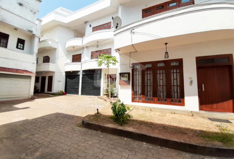 House for Rent in Colombo 05- image 1