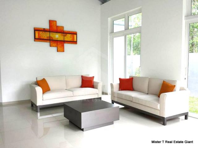 House for Rent in Thalawathugoda- image 1