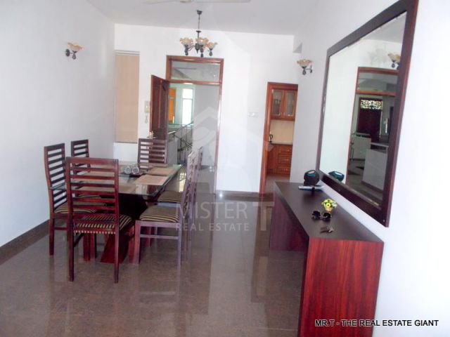 Apartment for Rent in Colombo 04- image 1