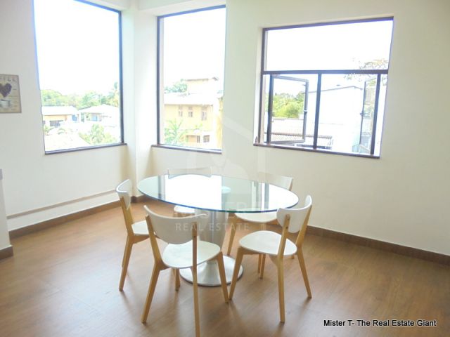  Apartment for Rent in Colombo 08- image 2