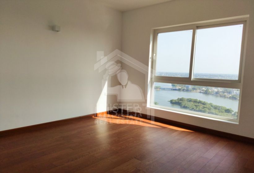 Apartment for Rent at The Elements - image 3