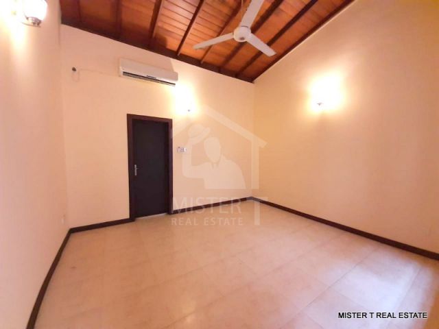 House for Rent in Mount Lavania- image 6