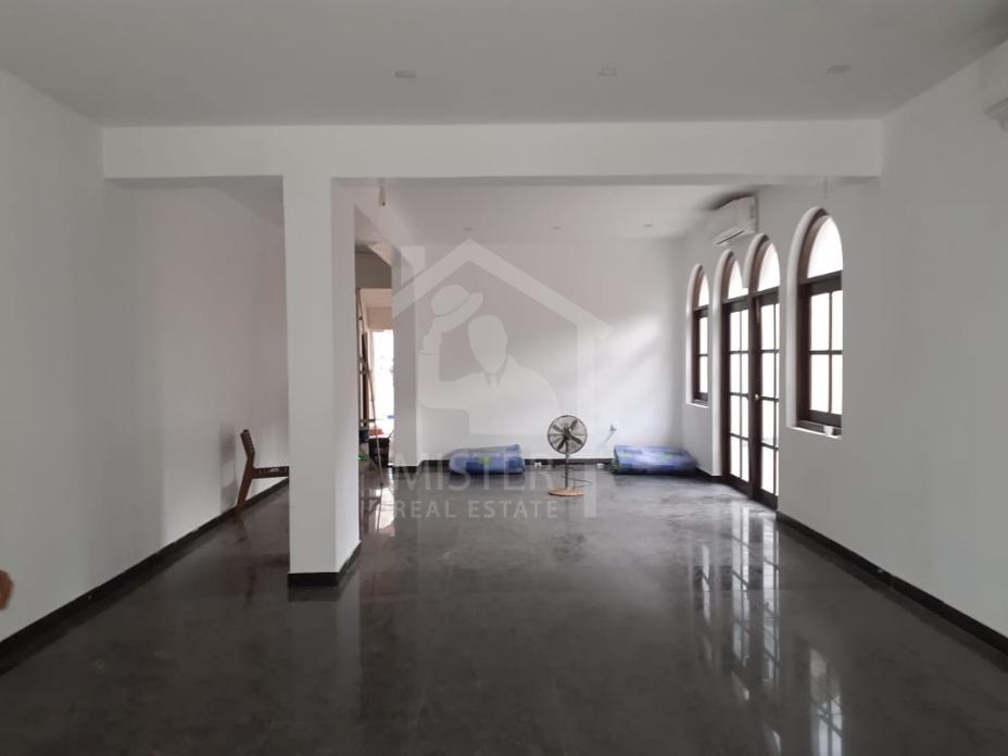 Commercial Property for Rent in Colombo 03- image 3