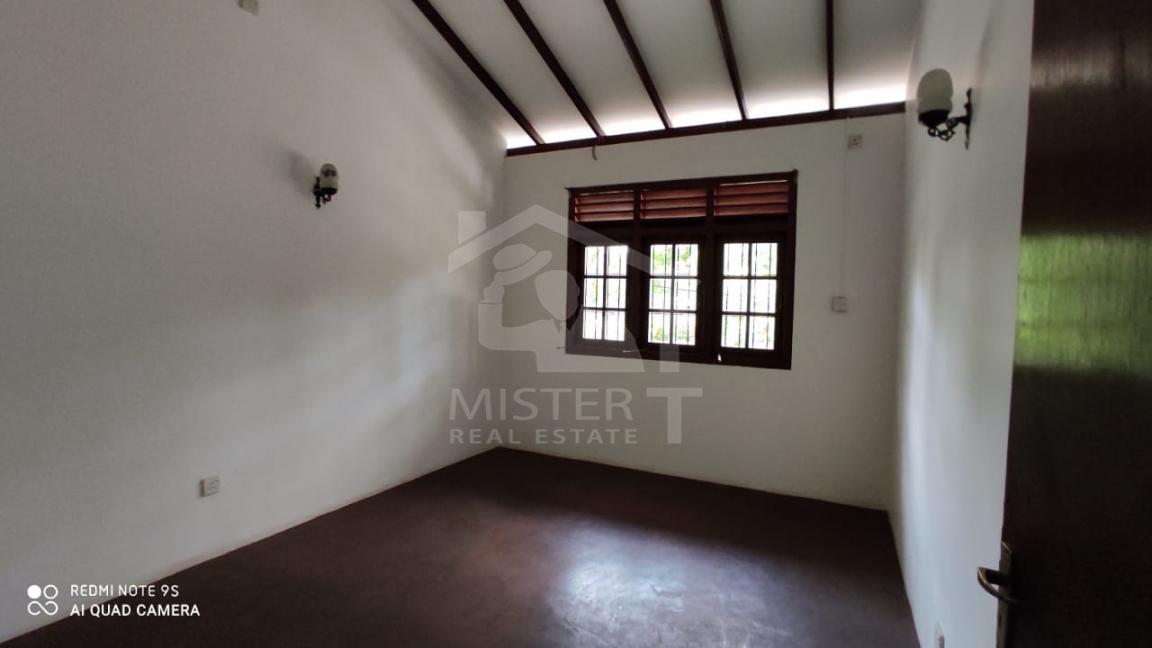 House for Rent in Colombo 08- image 4