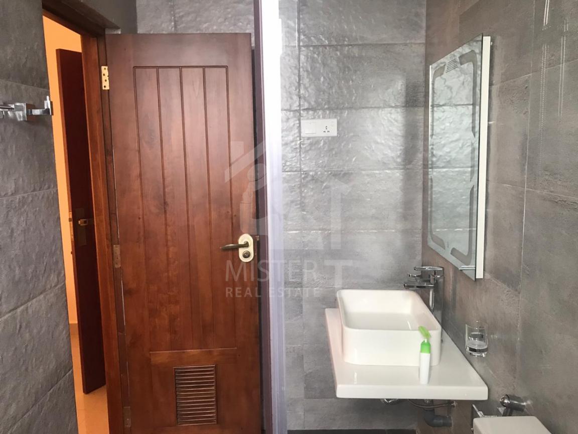 Apartment for Rent at Superior Homes- image 4