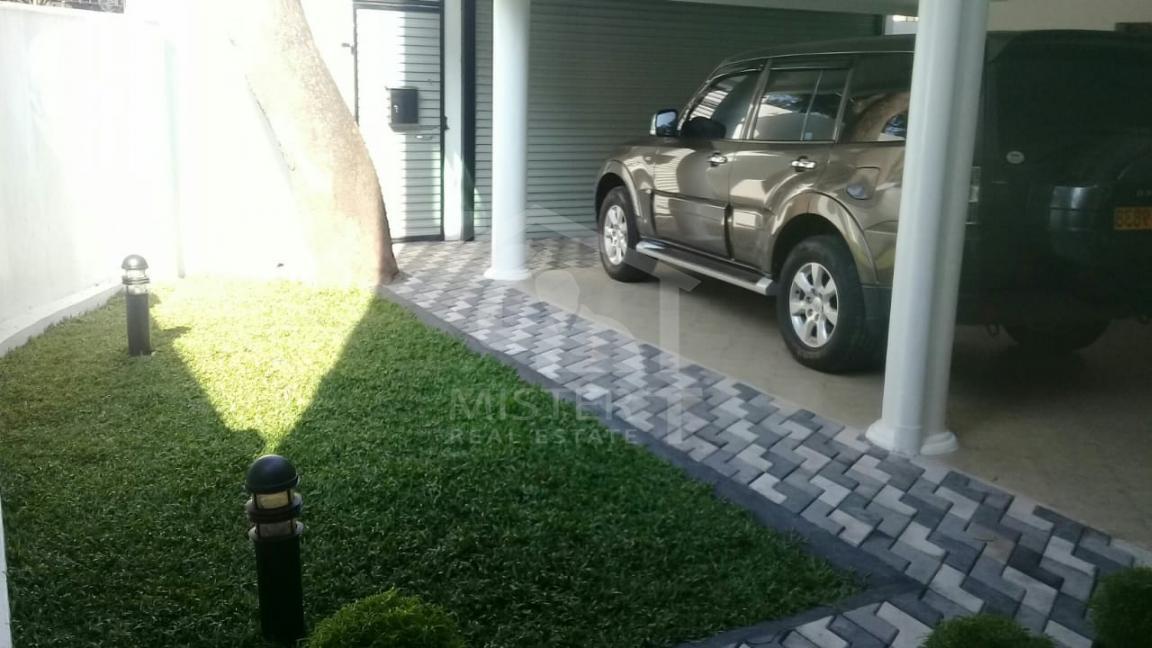 House for Rent in Colombo 07- image 5