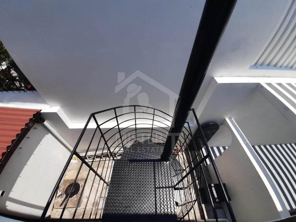 House for Rent in Colombo- image 9